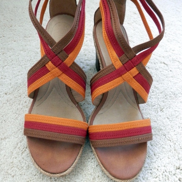 NIB Naturalizer Divine Tan, Red, Orange High Heels - Picture 2 of 7